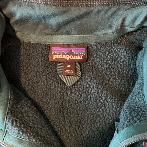 Men’s Patagonia zipper jacket - Picture 2 of 2